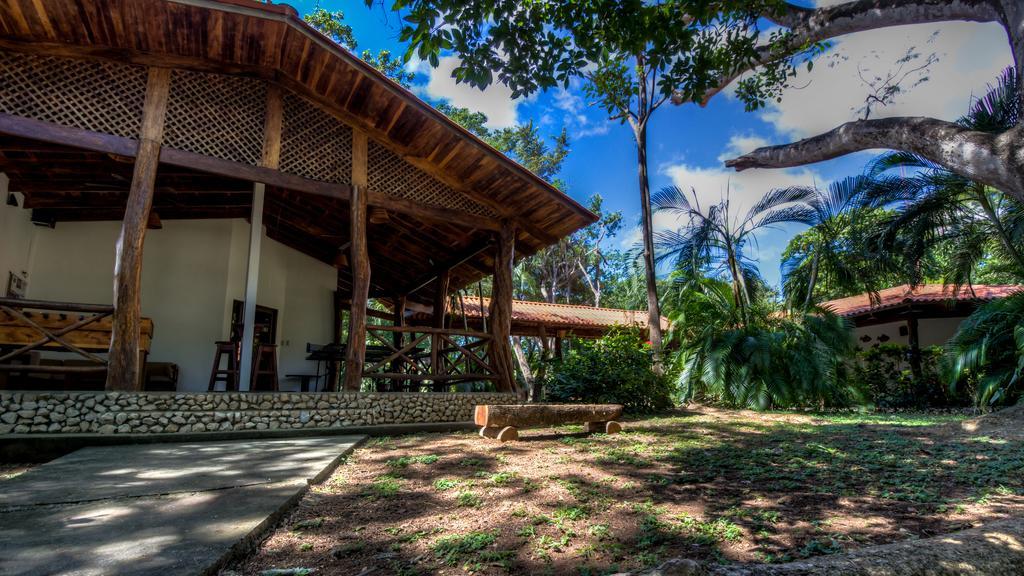 Hotel Cabinas Las Olas Playa Avellana Exterior foto